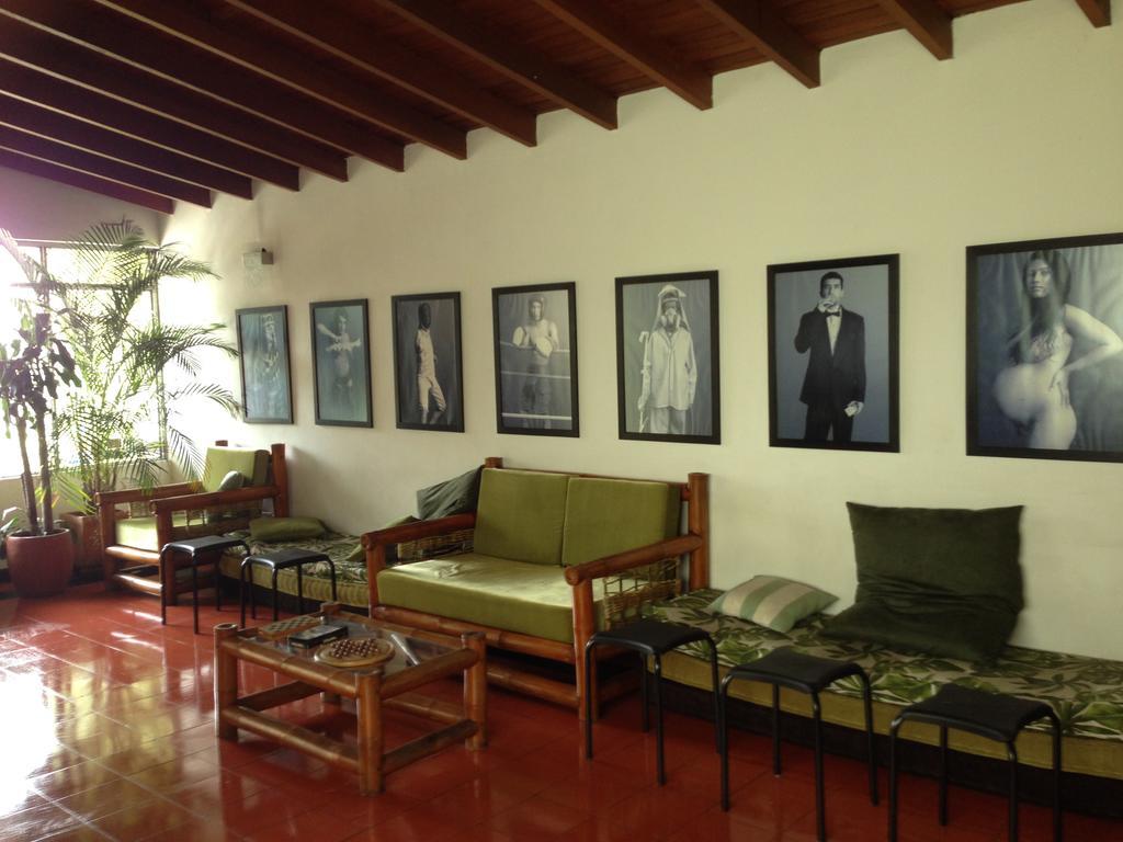 Saman Hostel Medellin Exterior photo