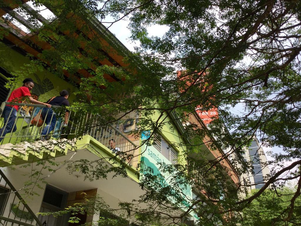 Saman Hostel Medellin Exterior photo