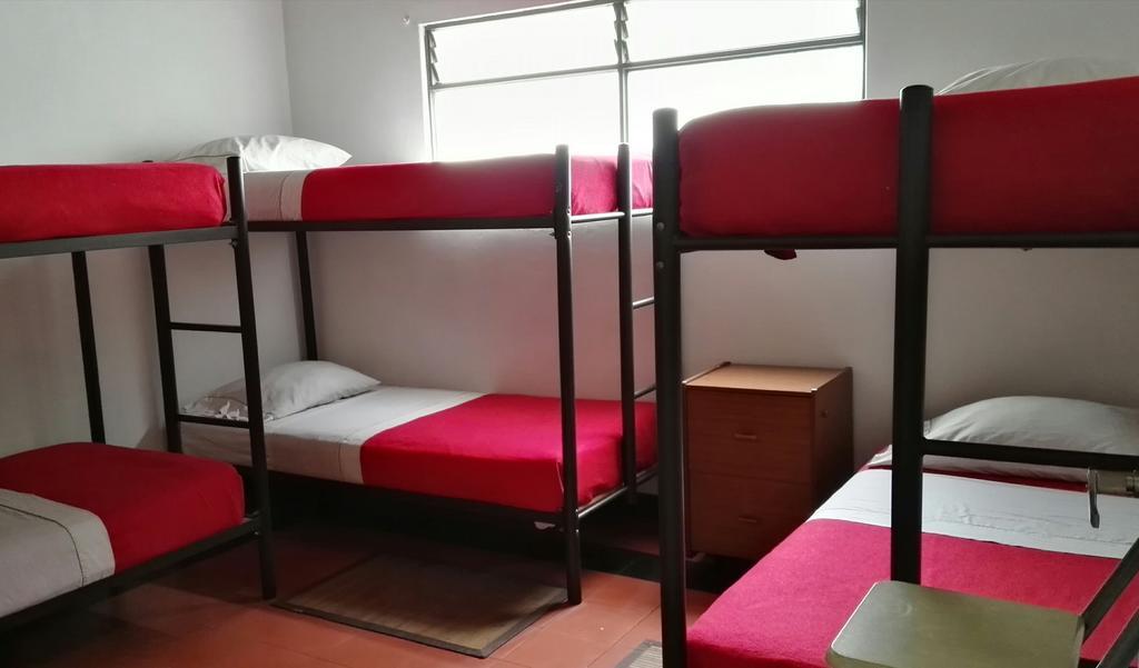 Saman Hostel Medellin Exterior photo